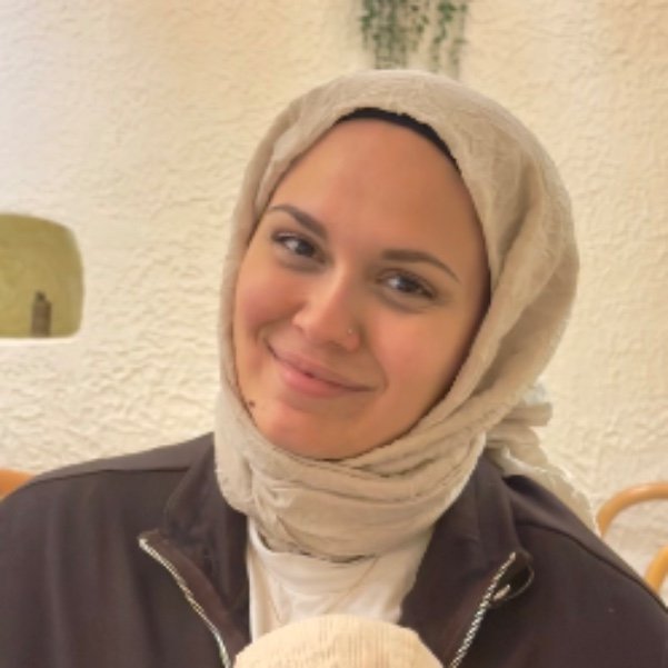 Nida B.